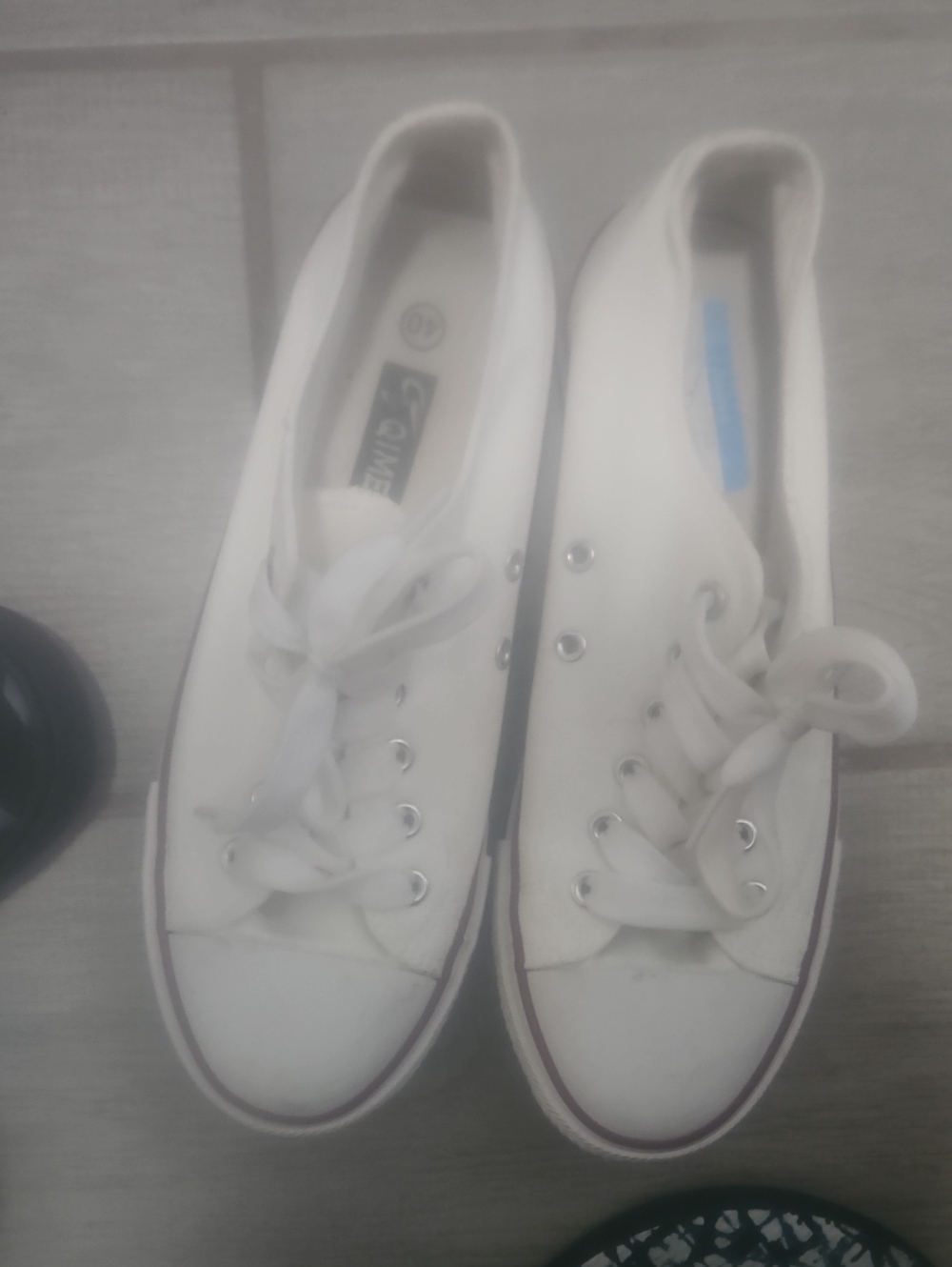 White Canvas Athletic Sneakers - Classic Low-Top